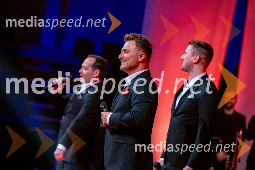  Aljaž Farasin, operni pevec;  Matjaž Robavs, operni pevec;  Gregor Ravnik, pevecDobrodelni koncert Klic dobrote za družine v stiski