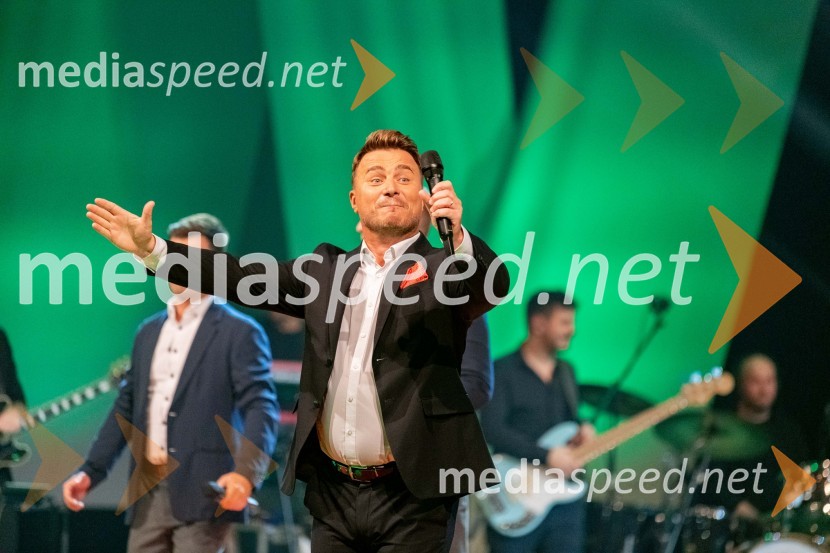  Matjaž Robavs, operni pevecDobrodelni koncert Klic dobrote za družine v stiski