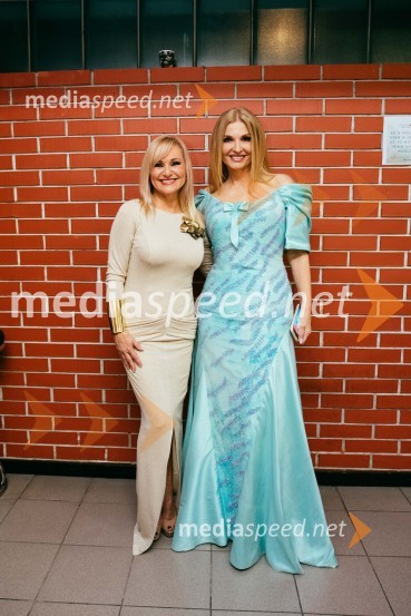  Nuša Derenda, pevka;  Helena Blagne, pevkaDobrodelni koncert Klic dobrote za družine v stiski