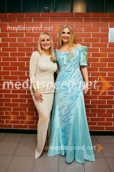  Nuša Derenda, pevka;  Helena Blagne, pevkaDobrodelni koncert Klic dobrote za družine v stiski