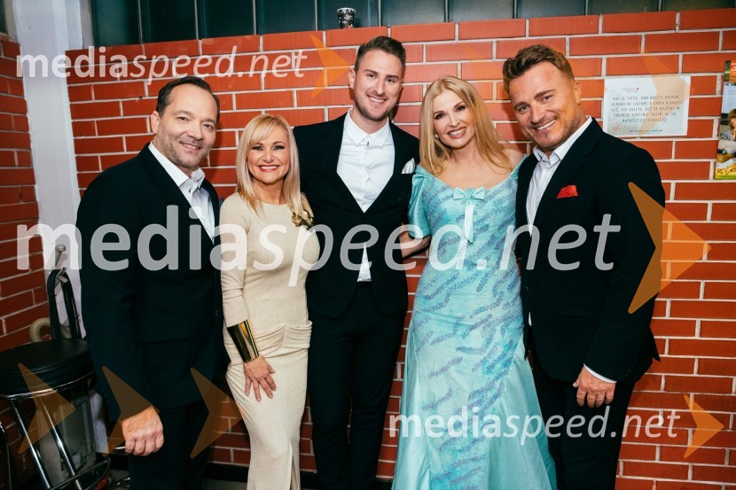  Aljaž Farasin, operni pevec;  Nuša Derenda, pevka;  Gregor Ravnik, pevec;  Helena Blagne, pevka;  Matjaž Robavs, operni pevecDobrodelni koncert Klic dobrote za družine v stiski