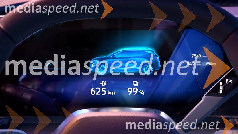 Scenic E-Tech electric je finalist izbora za evropski avto leta