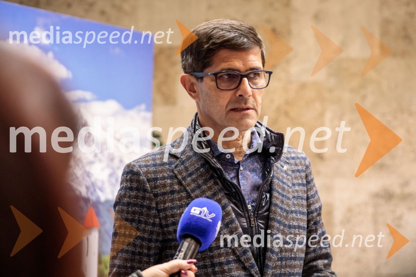  Matjaž Rakovec, župan Mestne občine KranjV Kranju prenovljena hidroelektrarna Standard