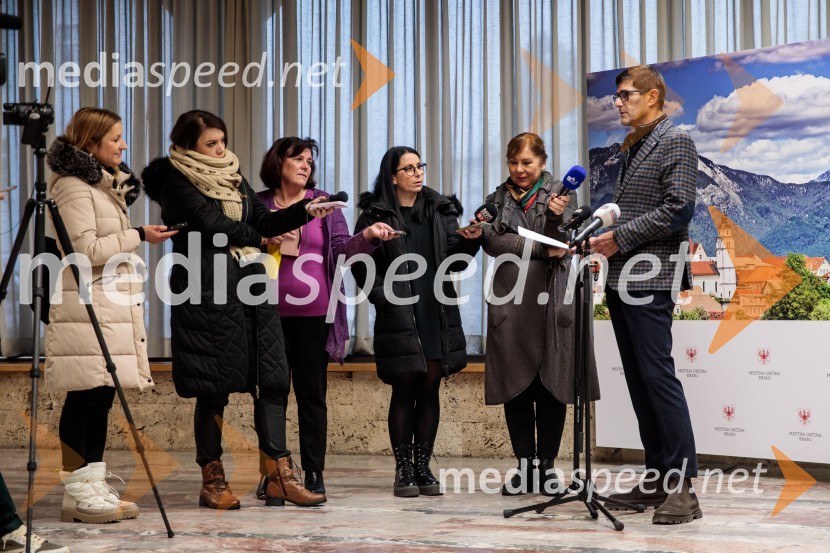  ... ;  ... ;  ... ;  ... ;  ... ;  Matjaž Rakovec, župan Mestne občine KranjV Kranju prenovljena hidroelektrarna Standard