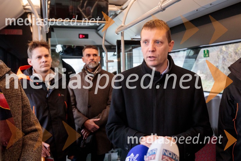  Alex Jan, direktor Gorenjskih elektrarnV Kranju prenovljena hidroelektrarna Standard