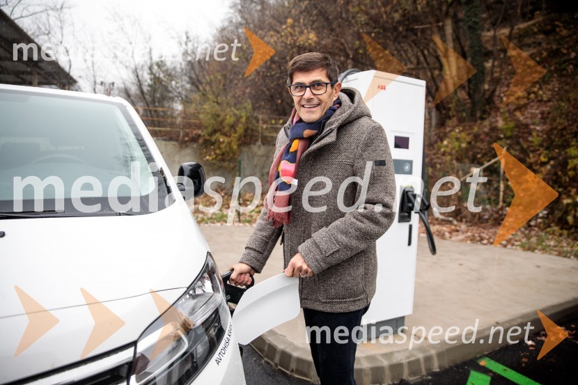  Matjaž Rakovec, župan Mestne občine KranjV Kranju prenovljena hidroelektrarna Standard