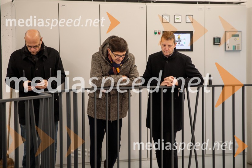  ... ;  Matjaž Rakovec, župan Mestne občine Kranj;  Alex Jan, direktor Gorenjskih elektrarnV Kranju prenovljena hidroelektrarna Standard