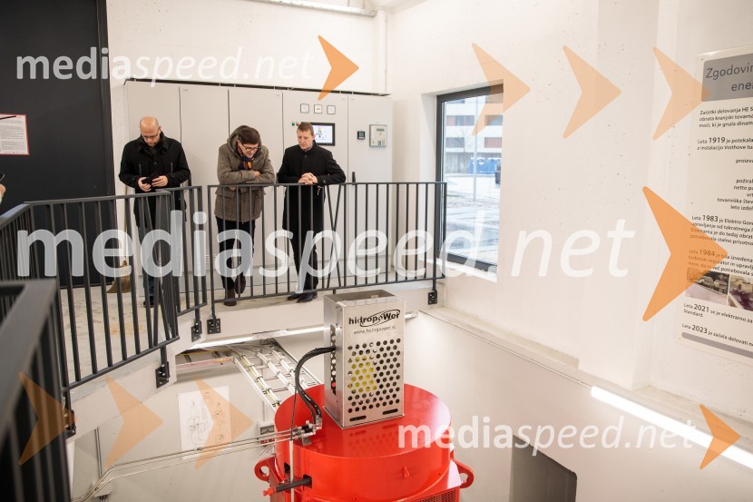  ... ;  Matjaž Rakovec, župan Mestne občine Kranj;  Alex Jan, direktor Gorenjskih elektrarnV Kranju prenovljena hidroelektrarna Standard