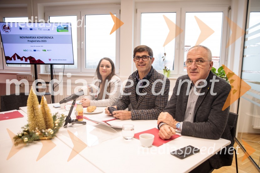  Manja Zorko, podžupanja, Mestna občina Kranj;  Matjaž Rakovec, župan Mestne občine Kranj;  Bojan Veselinovič, direktor, Slovenska tiskovna agencijaV Kranju prenovljena hidroelektrarna Standard