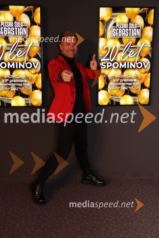  Sebastian Podgornik, pevec in plesalec20 let spominov, VIP premiera dokumentarnega filma o plesni šoli Sebastian