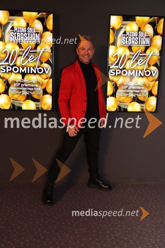  Sebastian Podgornik, pevec in plesalec20 let spominov, VIP premiera dokumentarnega filma o plesni šoli Sebastian
