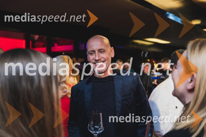  Peter Poles, televizijski voditelj100-letnica blagovne znamke Colmar