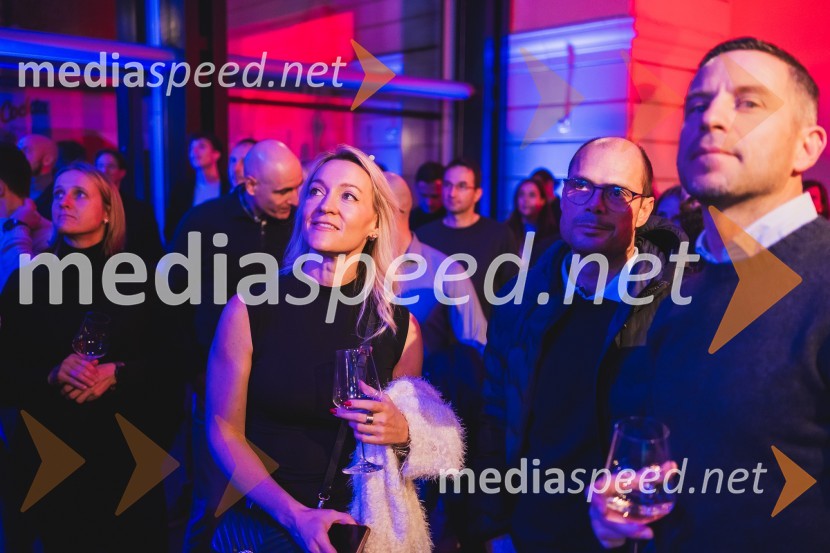  Urša Jezeršek;  Miha Verdnik, vodja panoge za alpsko smučanje na SZS;  Rene  Mlekuž, nekdanji smučar, organizator Grubinega memoriala100-letnica blagovne znamke Colmar