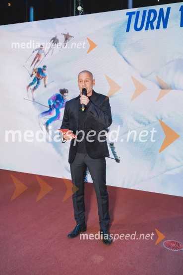  Peter Poles, televizijski voditelj100-letnica blagovne znamke Colmar