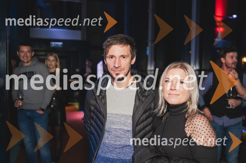  Robert Kranjec, nekdanji smučarski skakalec;  Špela Kranjec100-letnica blagovne znamke Colmar