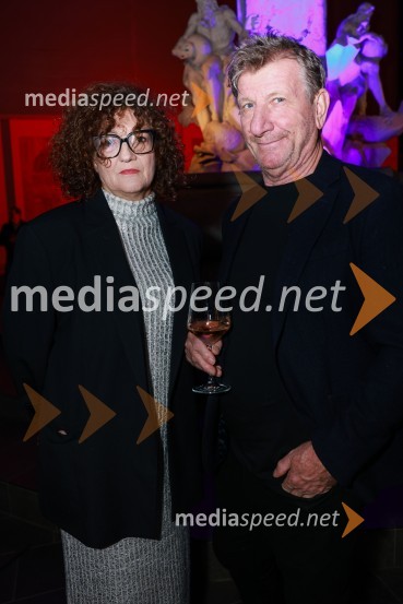  Nataša  Zanuttini, urednica dnevno aktualnega programa Val 202;  ... 100-letnica blagovne znamke Colmar