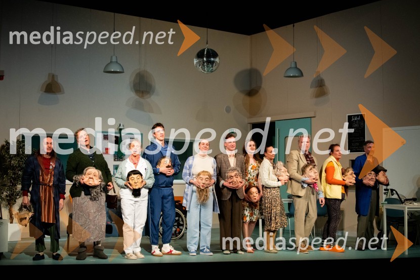  David Čeh, igralec;  Rastko Krošl, igralec;  Manca  Ogorevc, igralka;  Urban Kuntarič, igralec;  Maša Grošelj, igralka;  Žan Brelih Hatunić, igralec;  Lucija Harum, igralka, pevka;  Lučka Počkaj, igralka;  Branko Završan, igralec;  Tanja Potočnik, igralka;  Aljoša Koltak, igralecParadiž, premiera v SLG Celje