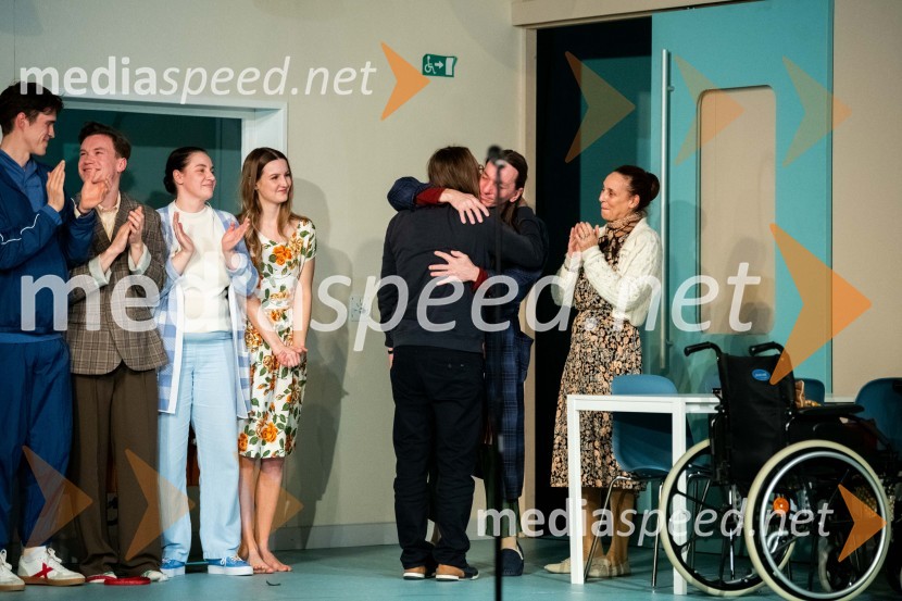  Bojan Umek, igralec;  David Čeh, igralecParadiž, premiera v SLG Celje