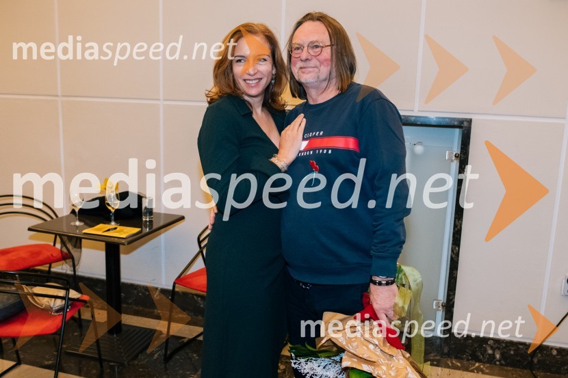  Barbara Medvešček, igralka;  Bojan Umek, igralecParadiž, premiera v SLG Celje