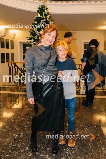  Tanja Potočnik, igralka;  ... Paradiž, premiera v SLG Celje