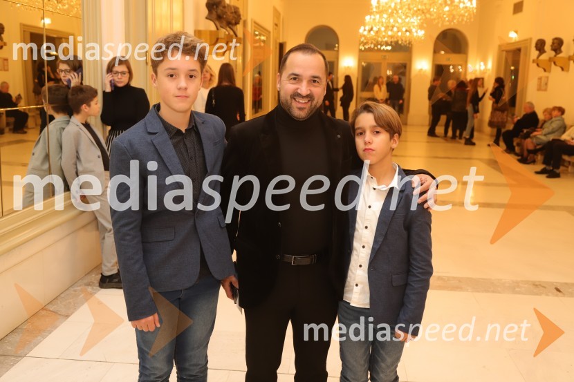  ... ;  Tim Ribič, SNG Maribor;  ... Planinska roža, premiera opere v SNG Maribor