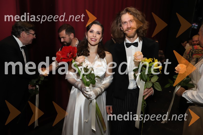  Valentina Čuden, operna pevka;  Jernej Luketič, pevec, igralecPlaninska roža, premiera opere v SNG Maribor