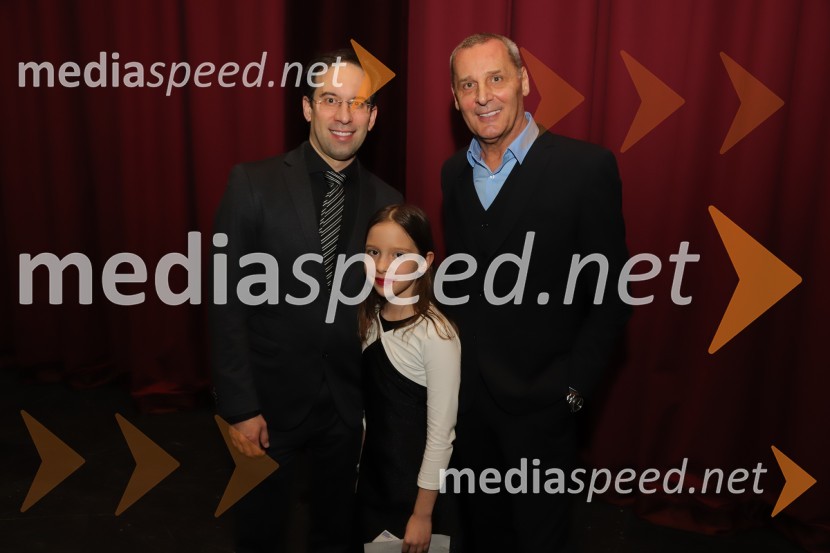  Simon Krečič, umetniški direktor Opere SNG Maribor;  ... ;  Danilo Rošker, direktor SNG MariborPlaninska roža, premiera opere v SNG Maribor