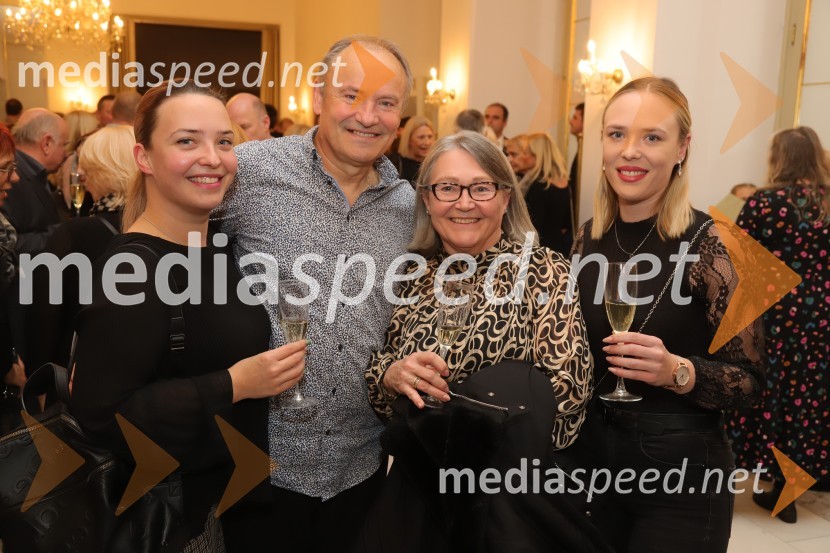  ... ;  Dušan Topolovec, operni pevec;  ... ;  ... Planinska roža, premiera opere v SNG Maribor