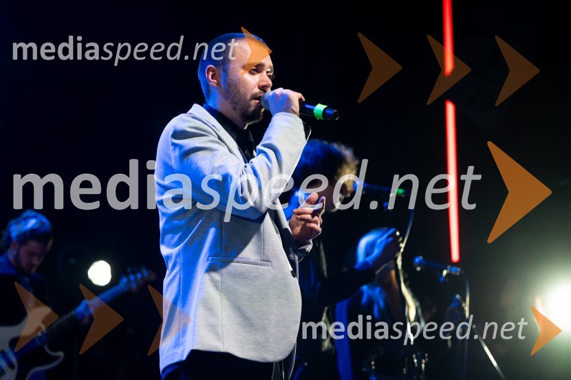  Vasja Vipotnik- Skova, pevecIzštekanih 10, poklon Vladu Kreslinu