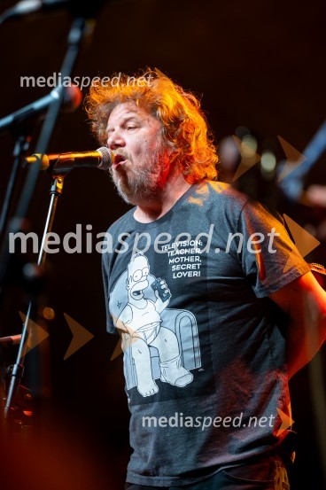  Tomislav  Jovanović - Tokac, pevec skupine Dan DIzštekanih 10, poklon Vladu Kreslinu