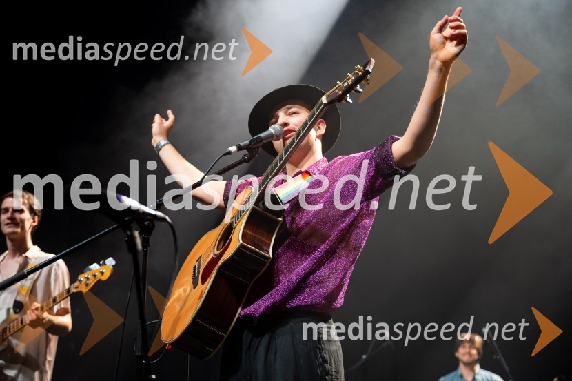  Boris Kokalj, pevec, skupina KokosyIzštekanih 10, poklon Vladu Kreslinu