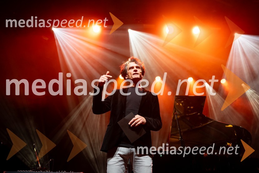  Jure Longyka, moderatorIzštekanih 10, poklon Vladu Kreslinu