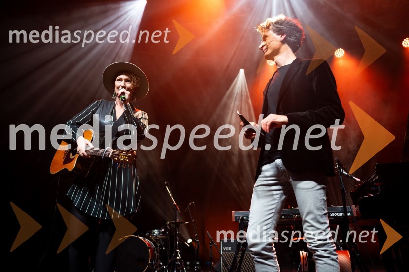  Marina  Mårtensson, pevka;  Jure Longyka, moderatorIzštekanih 10, poklon Vladu Kreslinu