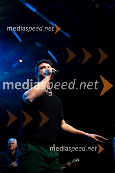  Urban Lutman, pevec, Batista CadillacIzštekanih 10, poklon Vladu Kreslinu