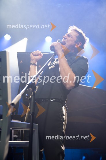  Lado Bizovičar, igralecIzštekanih 10, poklon Vladu Kreslinu