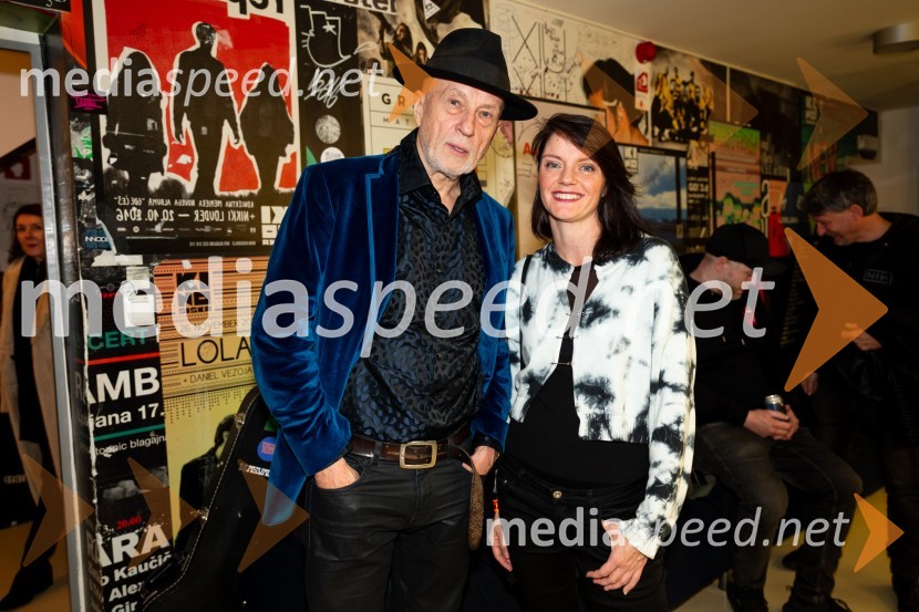  Vlado Kreslin, glasbenik;  Katjuša Štingl, PR- ovka, novinarkaIzštekanih 10, poklon Vladu Kreslinu