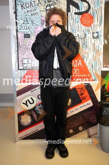  Tomislav  Jovanović - Tokac, pevec skupine Dan DIzštekanih 10, poklon Vladu Kreslinu