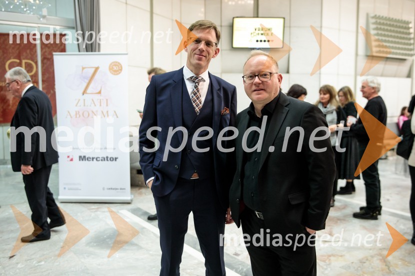  ... ; mag. Aleš Drenik, vodja programa resne glasbe, opere in balet, Cankarjev domMadžarski narodni filharmonični orkester na odru Cankarjevega doma