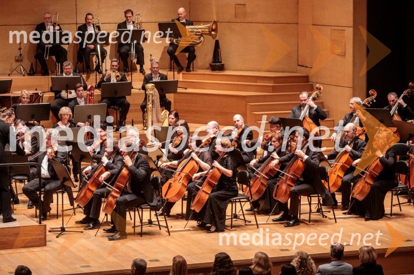 Madžarski narodni filharmonični orkester na odru Cankarjevega doma