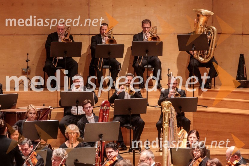 Madžarski narodni filharmonični orkester na odru Cankarjevega doma