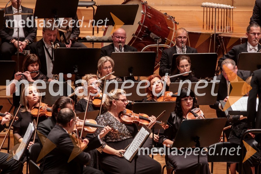 Madžarski narodni filharmonični orkester na odru Cankarjevega doma