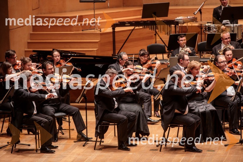 Madžarski narodni filharmonični orkester na odru Cankarjevega doma