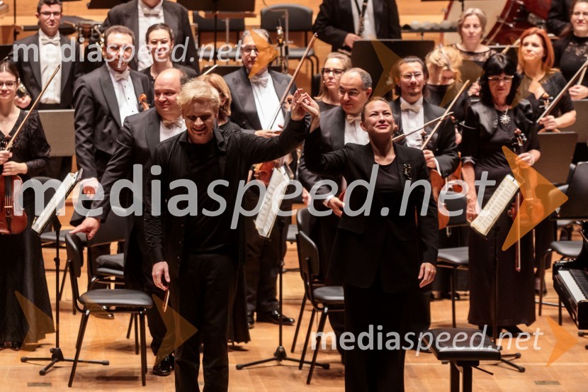  Alexander Malofeev, solist, klavir;  Alevtina Ioffe, dirigentkaMadžarski narodni filharmonični orkester na odru Cankarjevega doma