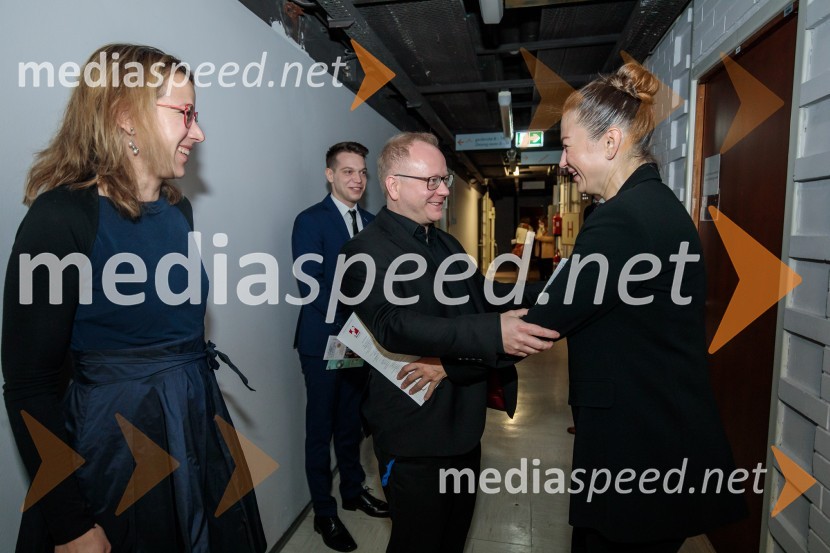 mag. Aleš Drenik, vodja programa resne glasbe, opere in balet, Cankarjev dom;  Alevtina Ioffe, dirigentkaMadžarski narodni filharmonični orkester na odru Cankarjevega doma