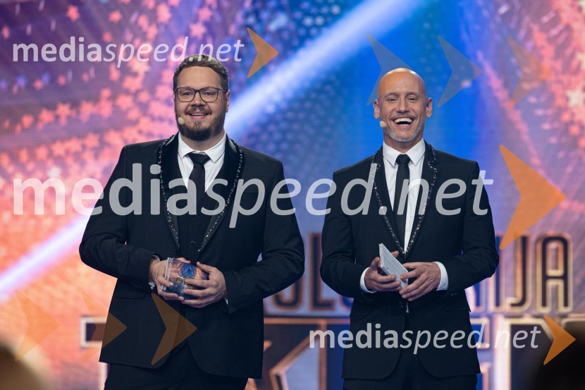  Sašo Stare, stand up komik, voditelj;  Peter Poles, televizijski voditeljSlovenija ima talent 2023, peta polfinalna oddaja