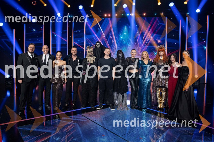  Sašo Stare, stand up komik, voditelj;  Peter Poles, televizijski voditelj;  Ana Klašnja, balerina;  Andrej Škufca, štirikratni svetovni plesni prvak in plesni sodnik;  ... ;  Tatjana Gajanović, plesalka;  Marjetka Vovk, pevka, duo Maraaya;   Maja Drljepan, pevka;  Špela Šemrl, harmonikarica;  Nuša Bezjak, pevkaSlovenija ima talent 2023, peta polfinalna oddaja