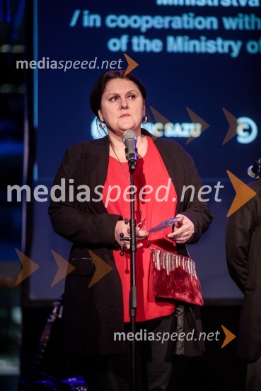  Uršula Cetinski, generalna direktorica, Cankarjev domOdprtje razstave Slovenski punk in fotografija, Cankarjev dom