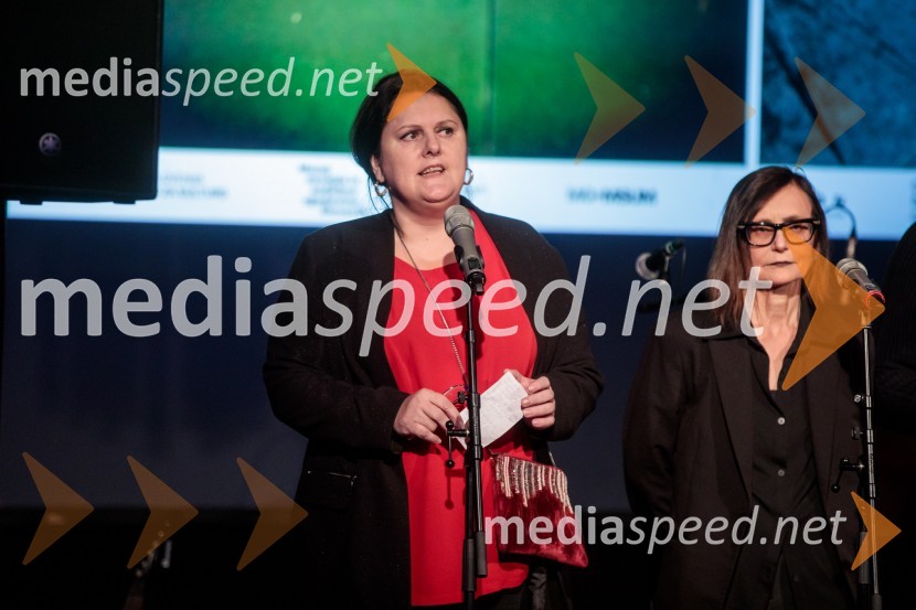  Uršula Cetinski, generalna direktorica, Cankarjev dom; dr. Marina Gržinić, ZRC SAZUOdprtje razstave Slovenski punk in fotografija, Cankarjev dom