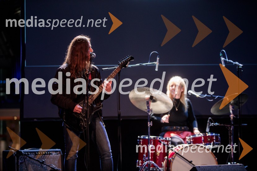  Mojca KrischOdprtje razstave Slovenski punk in fotografija, Cankarjev dom