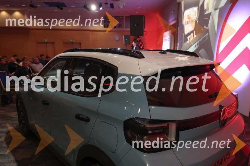 Nov ë-C3, predstavitev